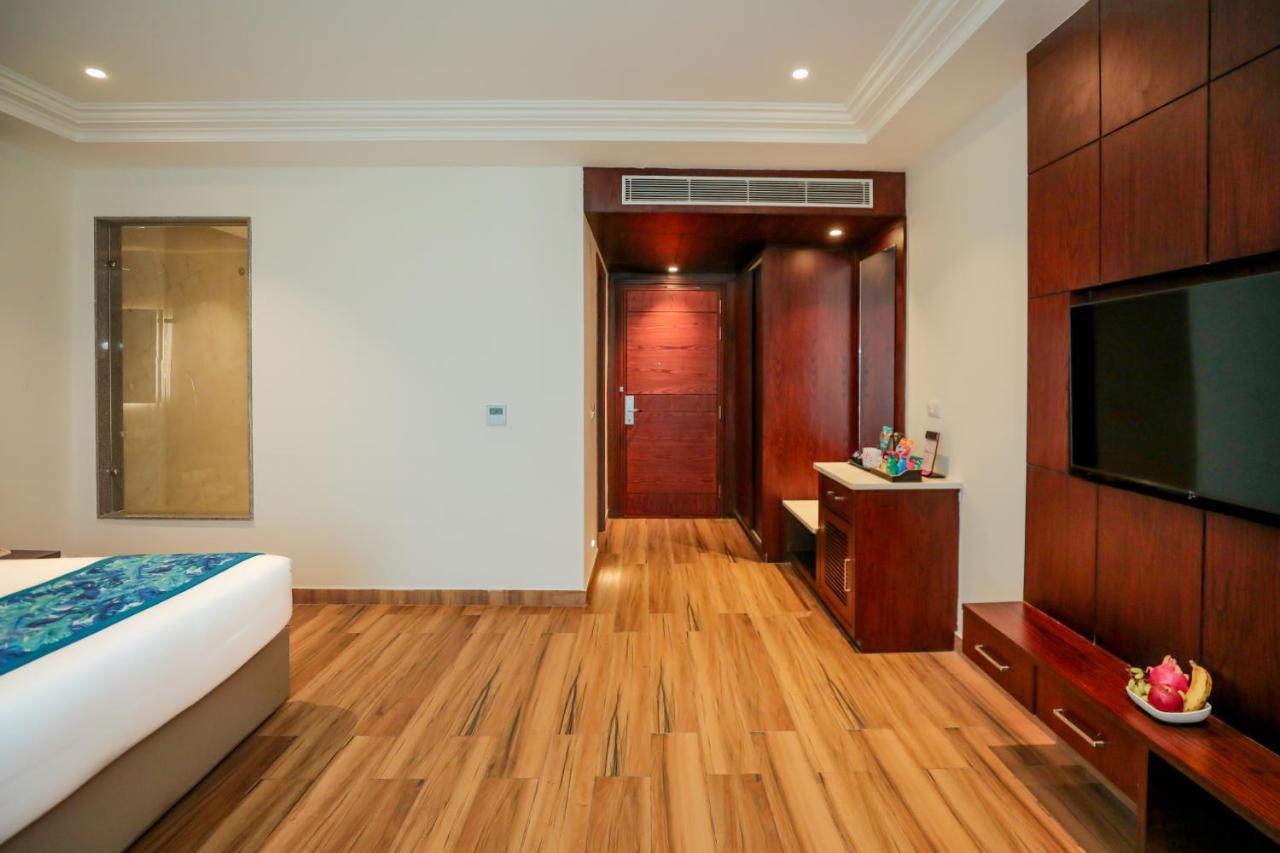 Regenta Place Phagwara By Royal Orchid Hotels Limited Exteriör bild