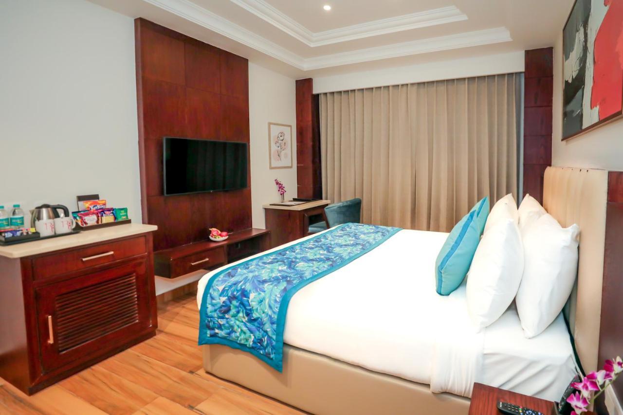 Regenta Place Phagwara By Royal Orchid Hotels Limited Exteriör bild