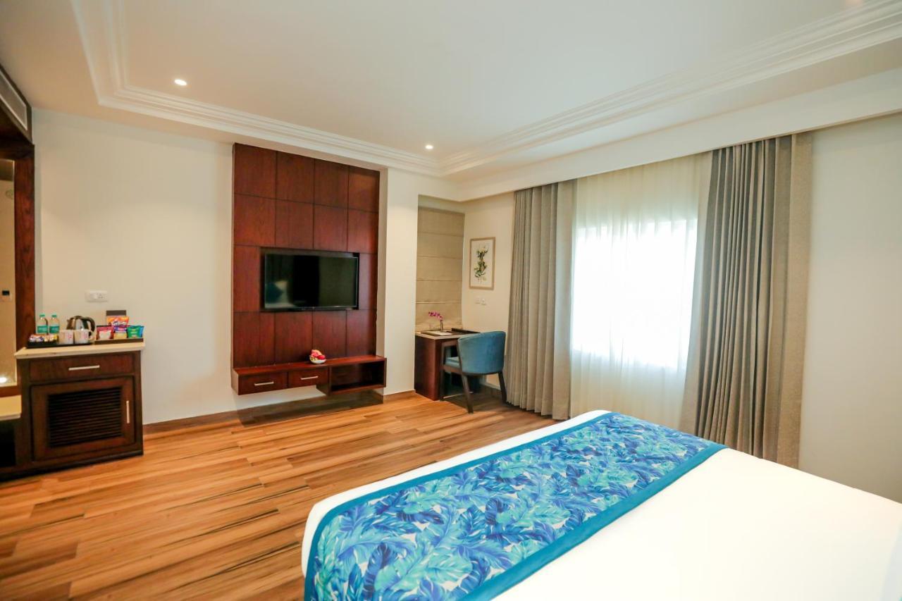 Regenta Place Phagwara By Royal Orchid Hotels Limited Exteriör bild